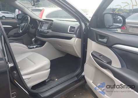 2015 Toyota Highlander Xle V6 z USA, uszkodzony, nr VIN 5TDJKRFH2FS191880